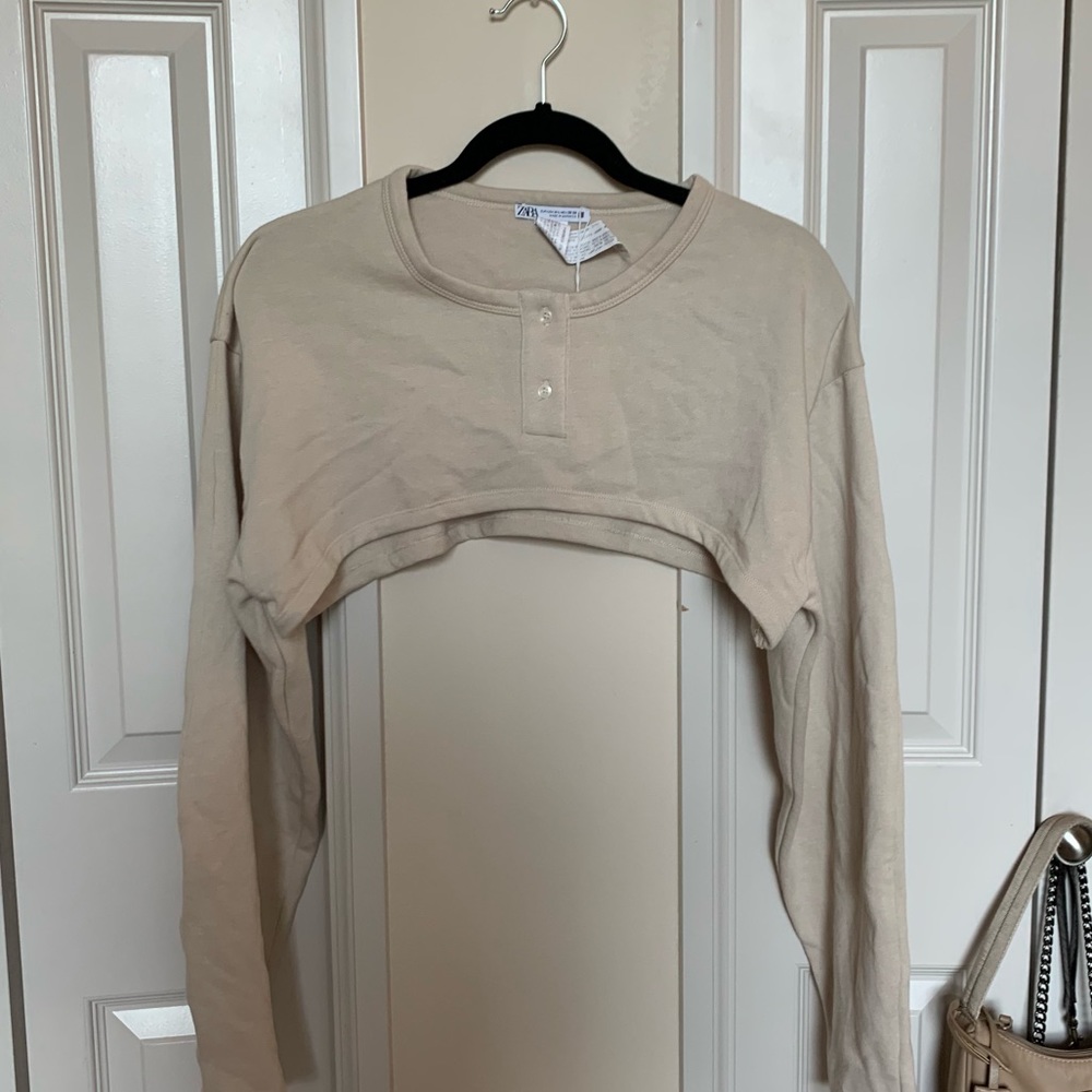 Super cropped Zara arm warmer sweater